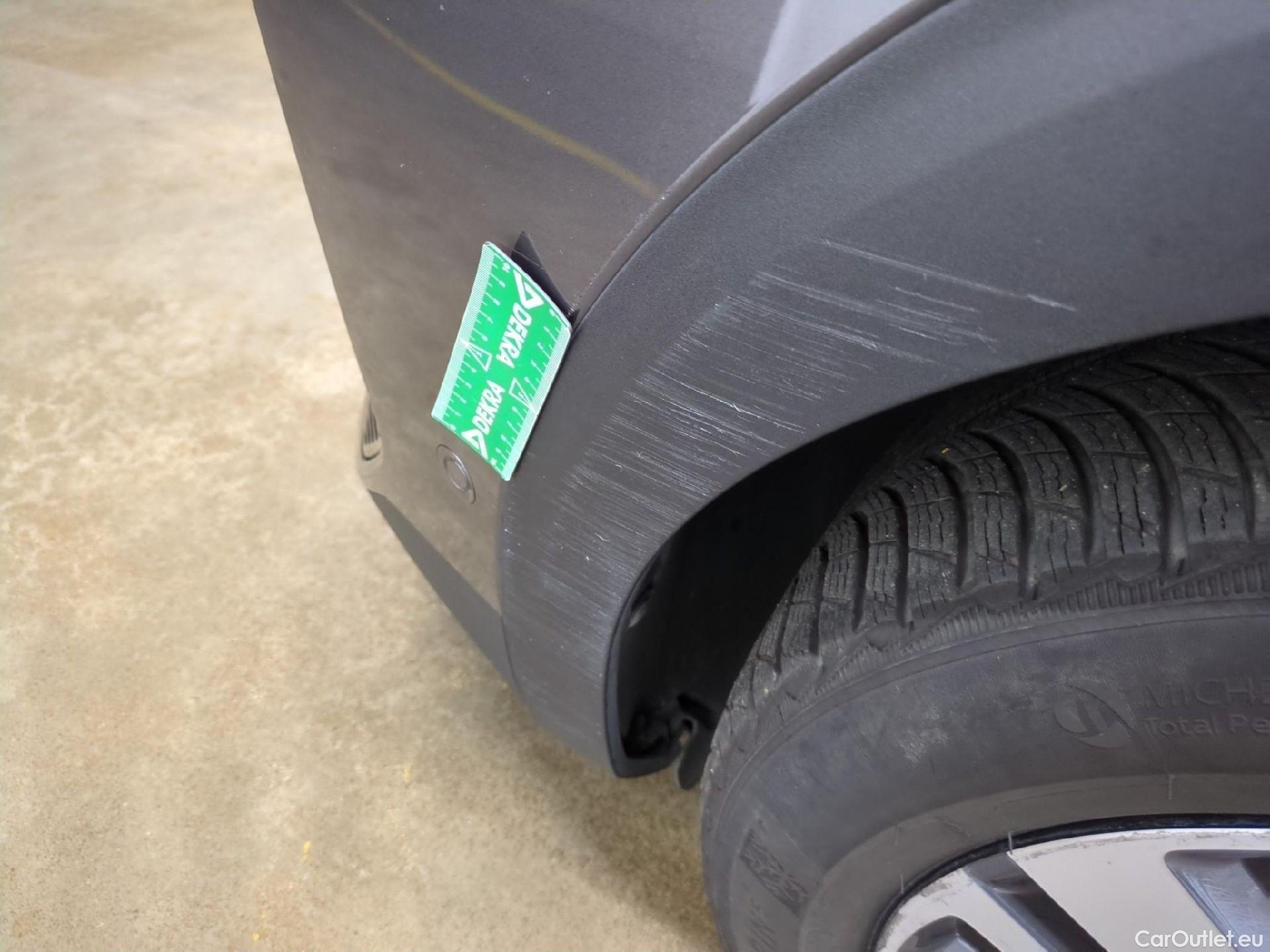  Peugeot  3008  Allure 1.5 HDi 130CV BVA8 E6d #14