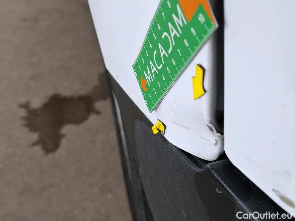  Peugeot  Partner PEUGEOT  / 2018 / 4P / Fourgonnette BHDI 130 EAT88 S&S 650KG STD ASPHALT #6