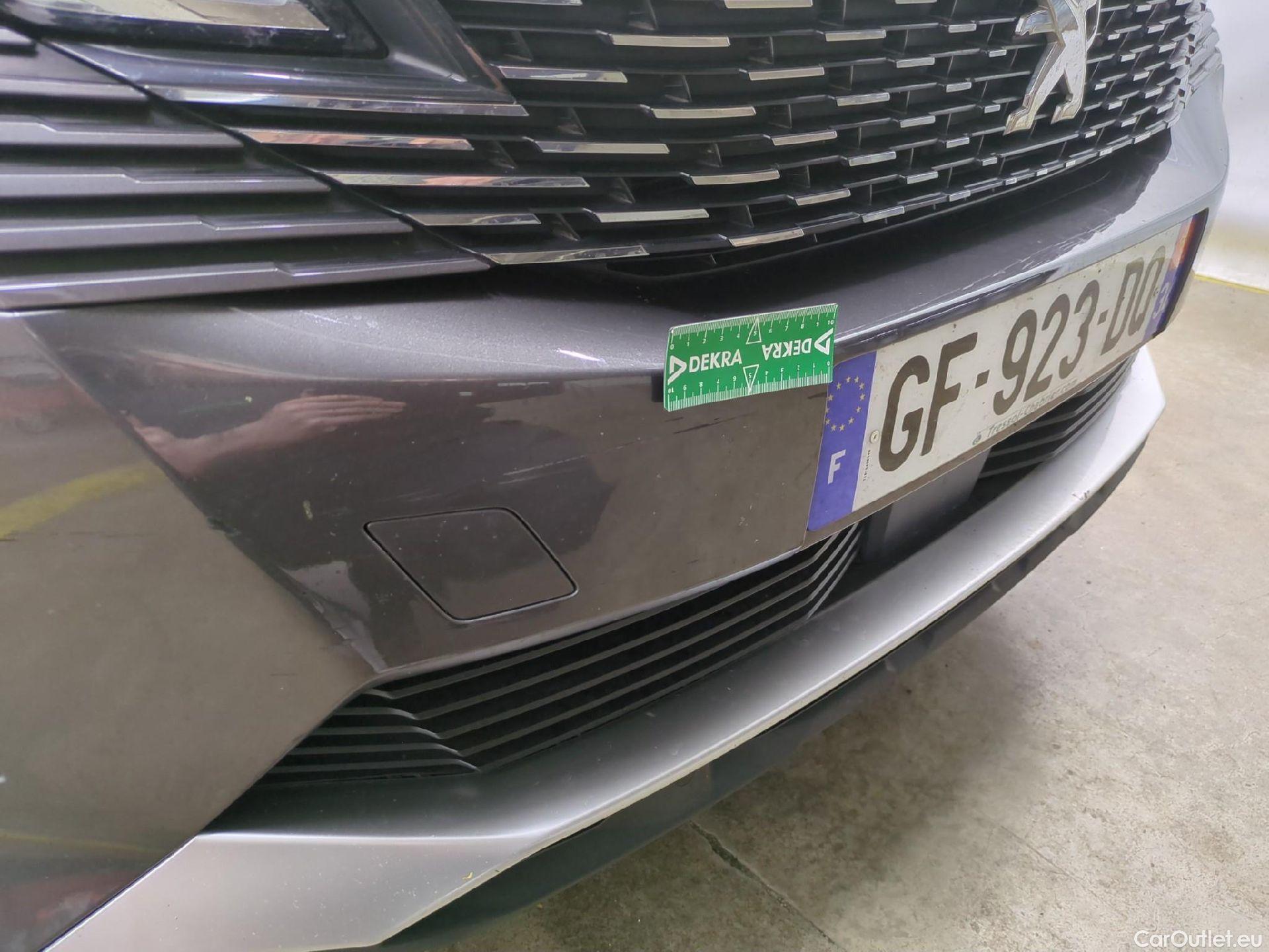  Peugeot  3008  Allure 1.5 HDi 130CV BVA8 E6d #40