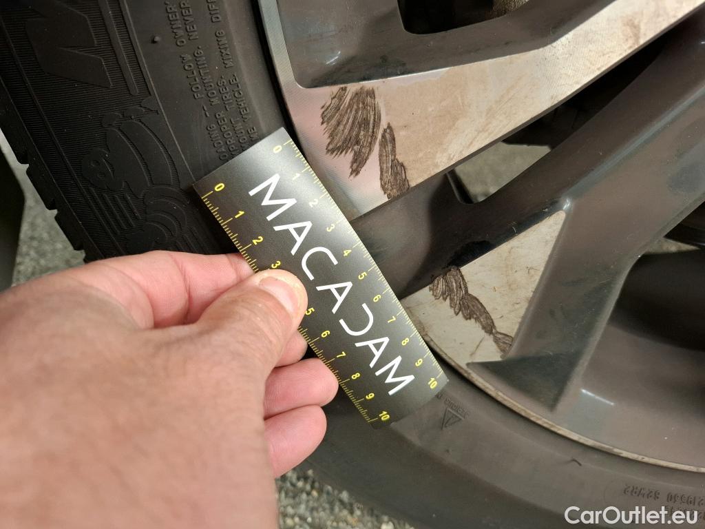  Peugeot  2008  Allure Business 1.5 HDi 130CV BVA8 E6d #3