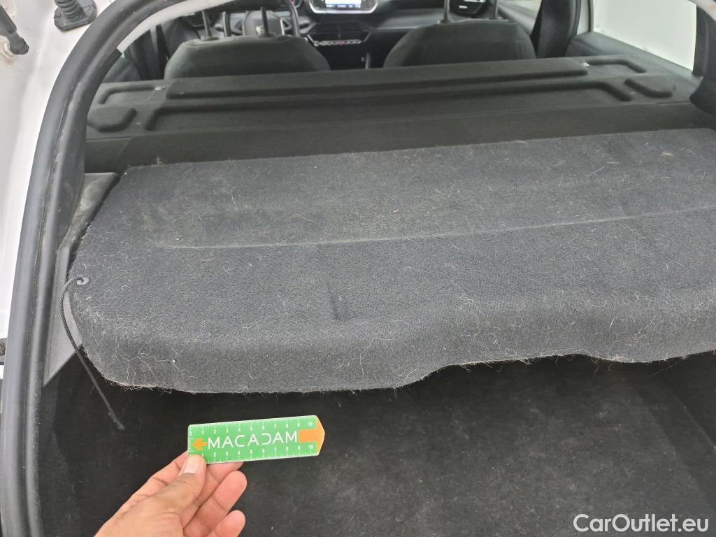  Peugeot  208  Premium 1.5 HDi 100CV BVM6 E6d #18