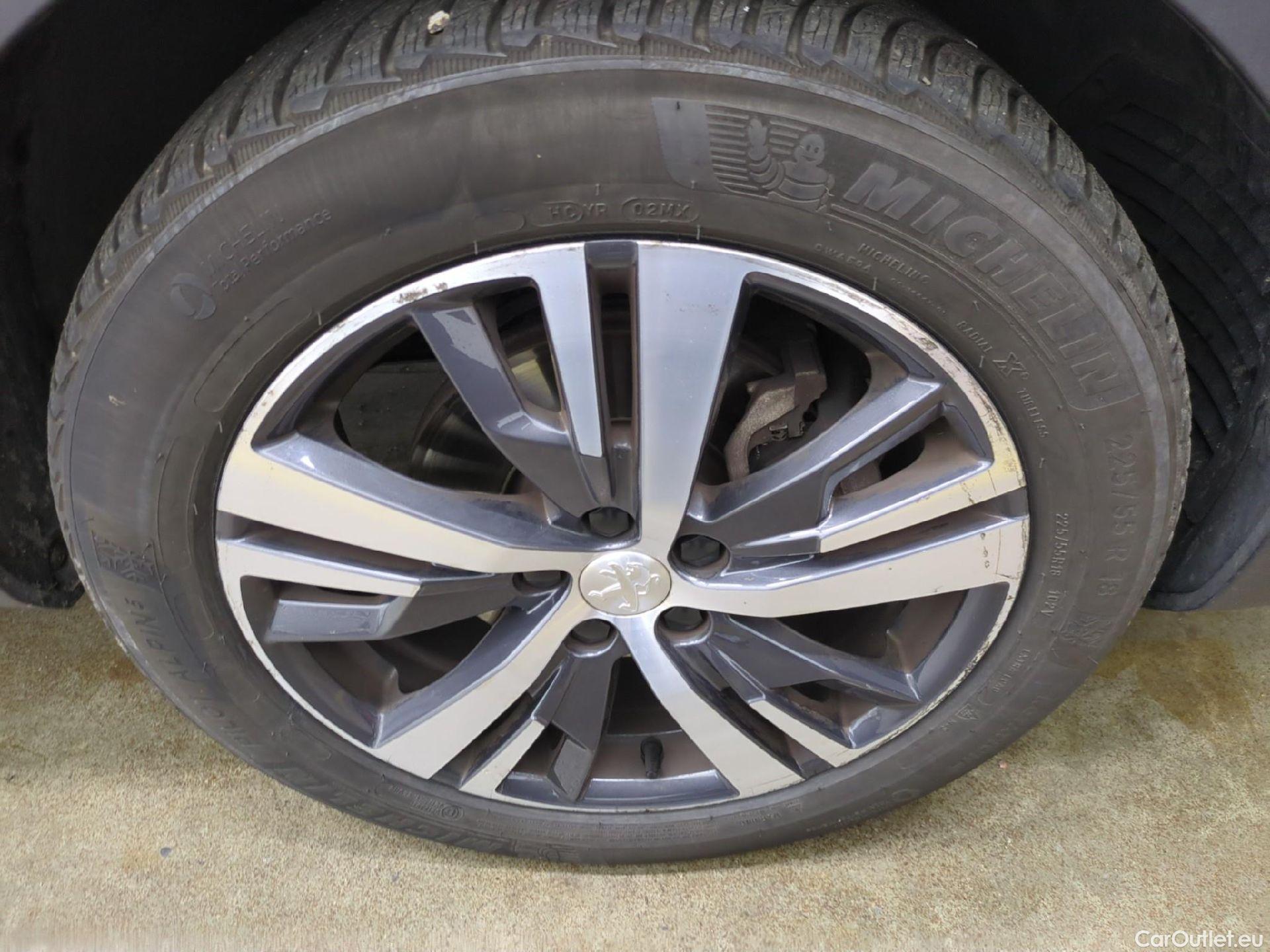  Peugeot  3008  Allure 1.5 HDi 130CV BVA8 E6d #3