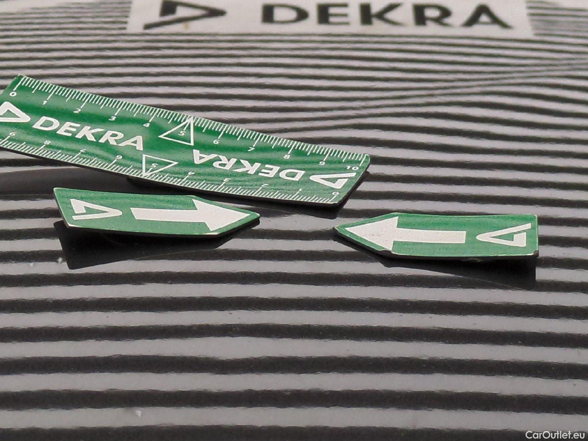  Peugeot  3008  Allure 1.5 HDi 130CV BVA8 E6d #35