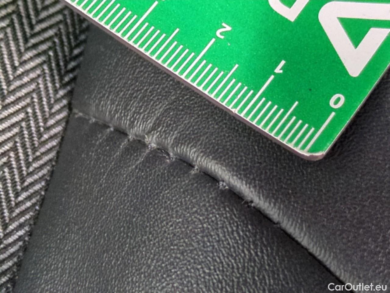  Peugeot  3008  Allure 1.5 HDi 130CV BVA8 E6d #1