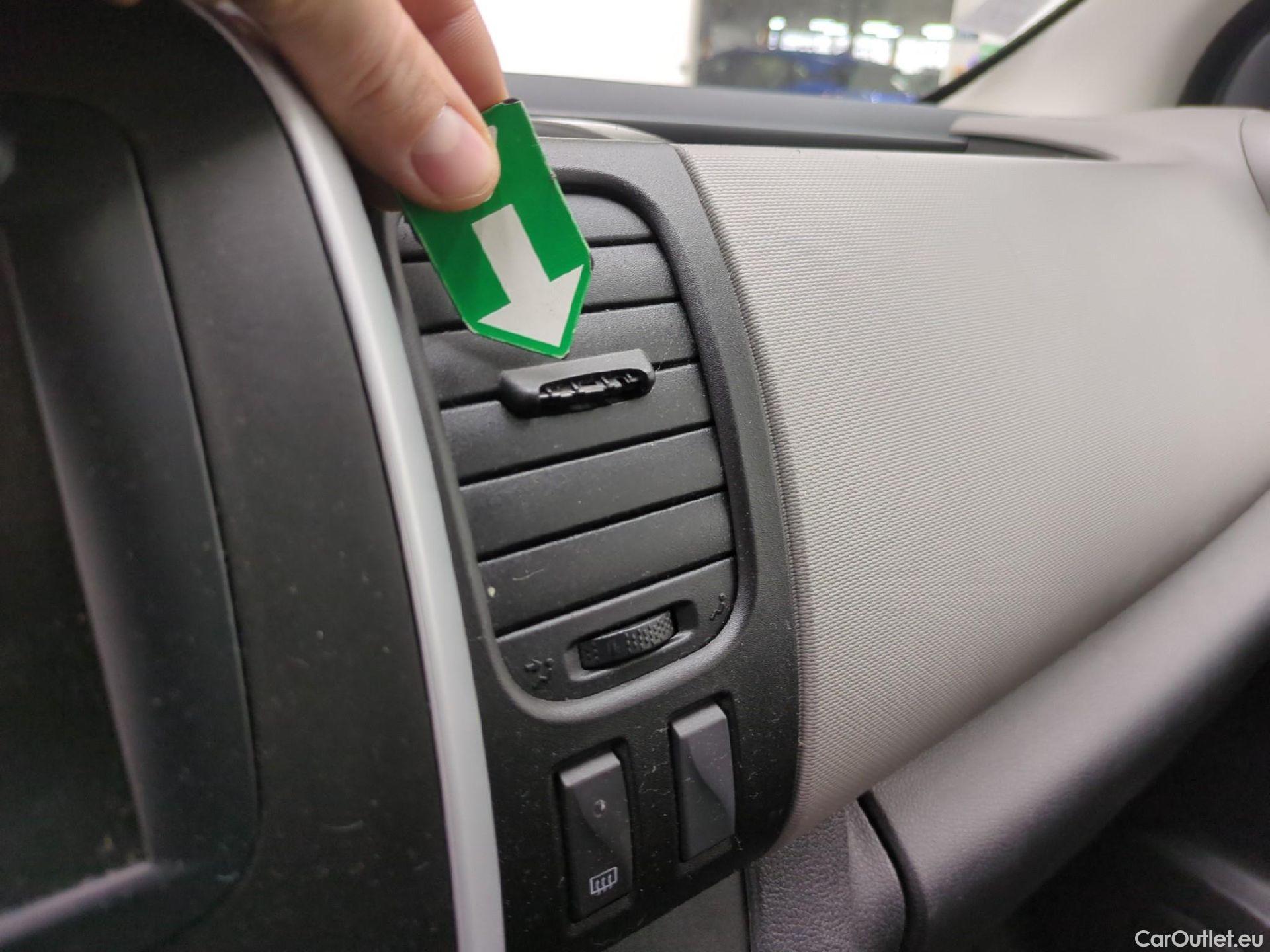  Renault  Trafic RENAULT  4p Combi Zen L2 dCi 120 SandS - 18 - 8 pl #5