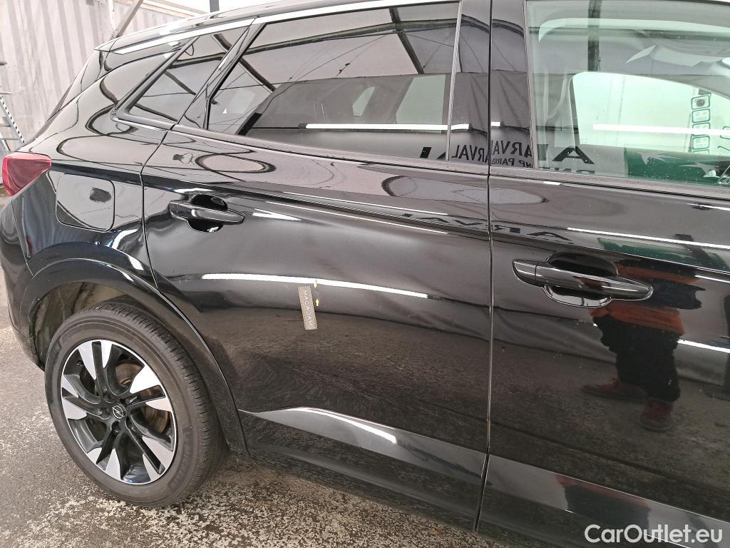  Opel   Grandland X Grandland X Elegance Business 1.5 130CV BVA8 E6d #19