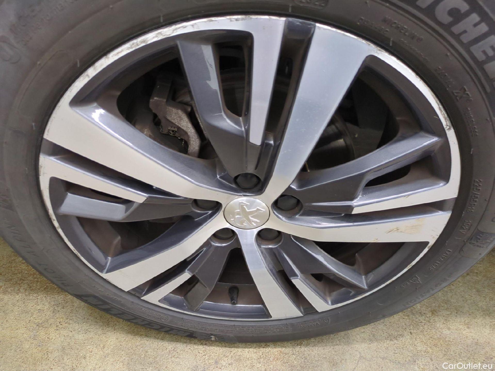  Peugeot  3008  Allure 1.5 HDi 130CV BVA8 E6d #9