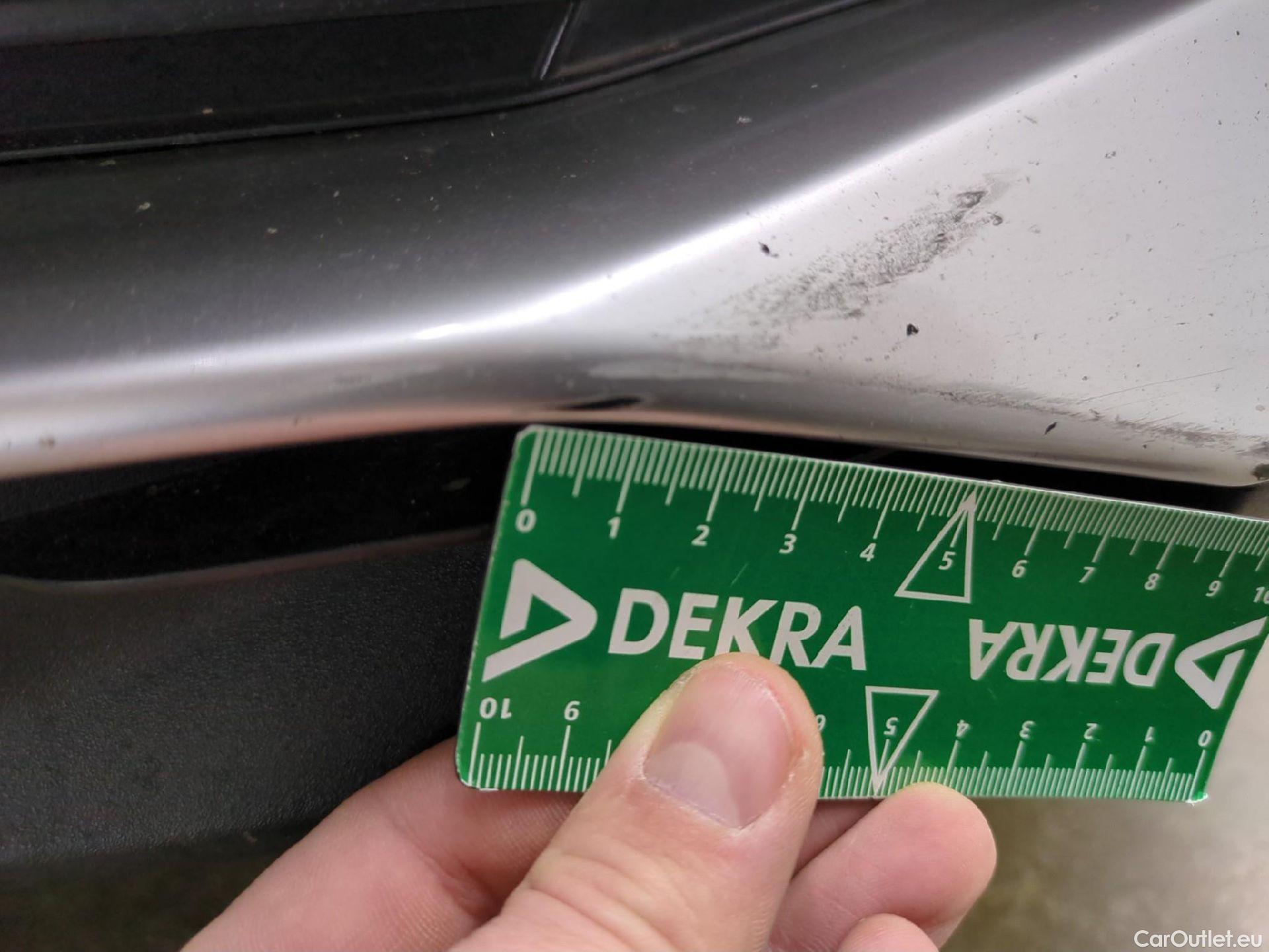  Peugeot  3008  Allure 1.5 HDi 130CV BVA8 E6d #46