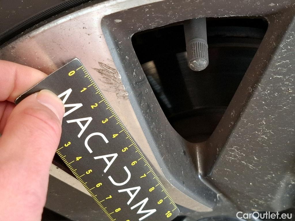  Peugeot  2008  Allure Business 1.2 PureTech 110CV BVA6 E6 #11