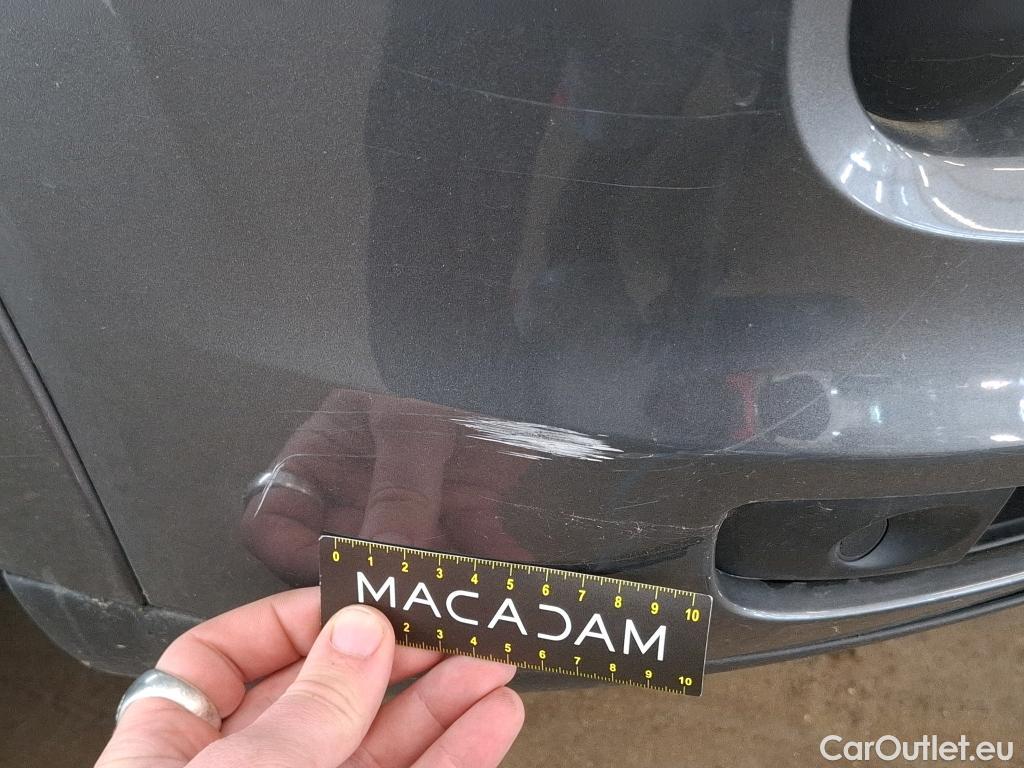  Porsche  Cayenne PORSCHE  Coupé / 2019 / 5P / SUV 3.0 V6 E-HYBRID AUTO #18