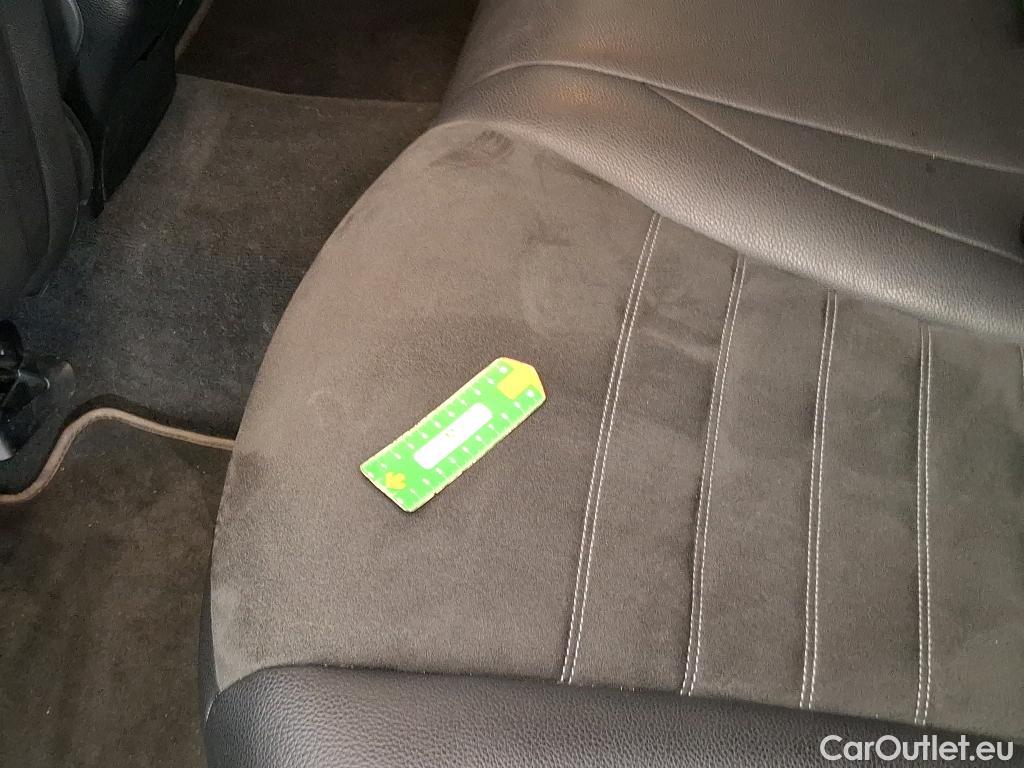  Mercedes  G-Klasee MERCEDES-BENZ GLC Coupe / 2019 / 5P / Coupé GLC 300 e AMG Line 4Matic #17