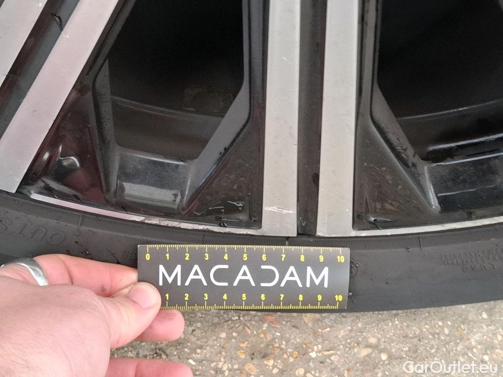  Volvo  XC90 VOLVO  / 2019 / 5P / SUV Recharge T8 AWD GT 8 Inscription #7