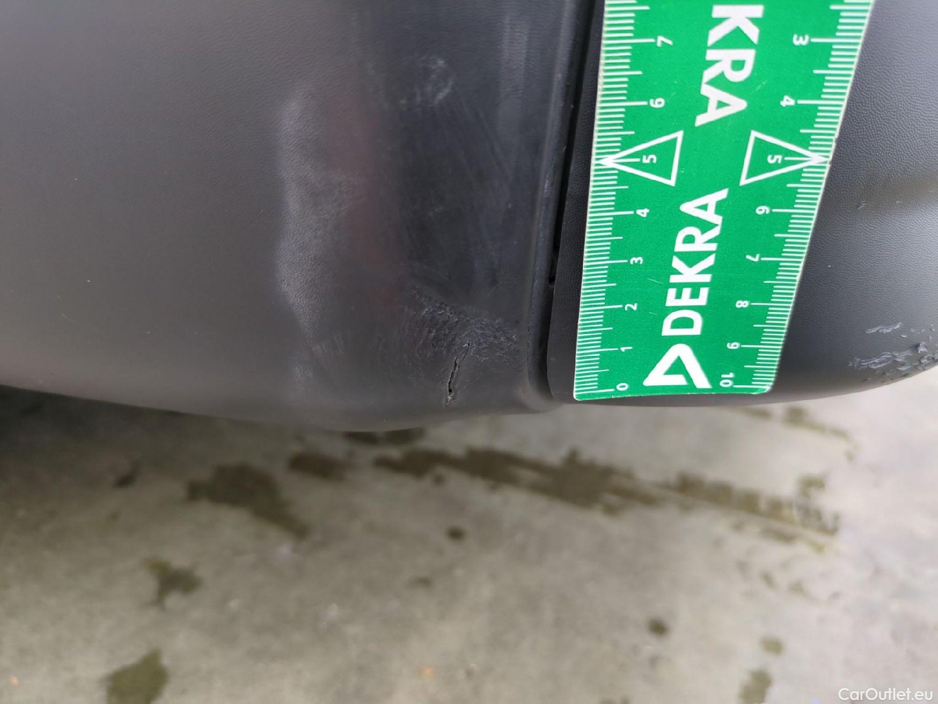  Renault  Trafic RENAULT  4p Combi Zen L2 dCi 120 SandS - 18 - 8 pl #28