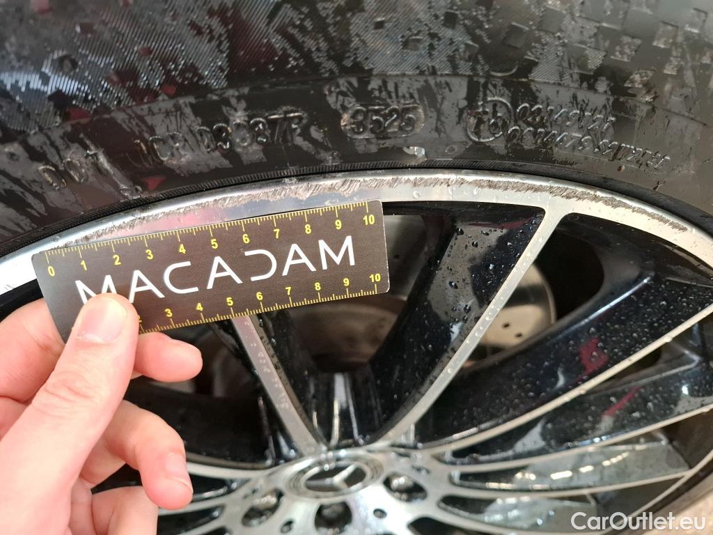  Mercedes  G-Klasee MERCEDES-BENZ GLE / 2020 / 5P / SUV GLE 350 de 4MATIC AMG Line #3