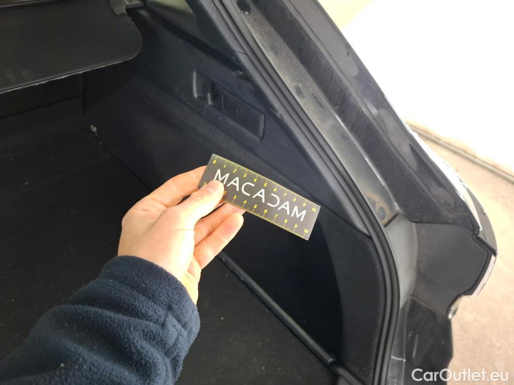  Toyota  Corolla TOYOTA  Touring Sports / 2018 / 5P / Break Hybride 122h Dynamic Business Beyond Zer #34