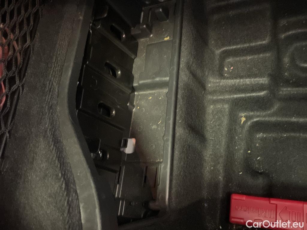  Mercedes  G-Klasee MERCEDES-BENZ GLC Coupe / 2019 / 5P / Coupé GLC 220 d Business Line 4Matic #21