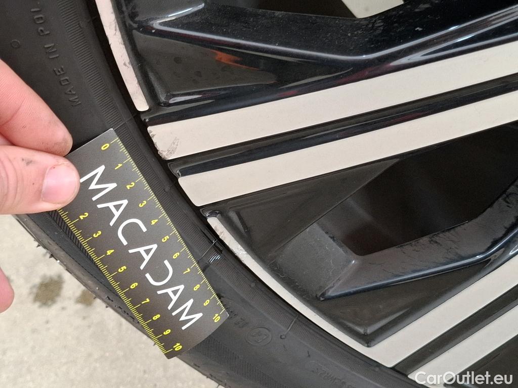  Volvo  XC90 VOLVO  / 2019 / 5P / SUV Recharge T8 AWD GT 8 Inscription #15