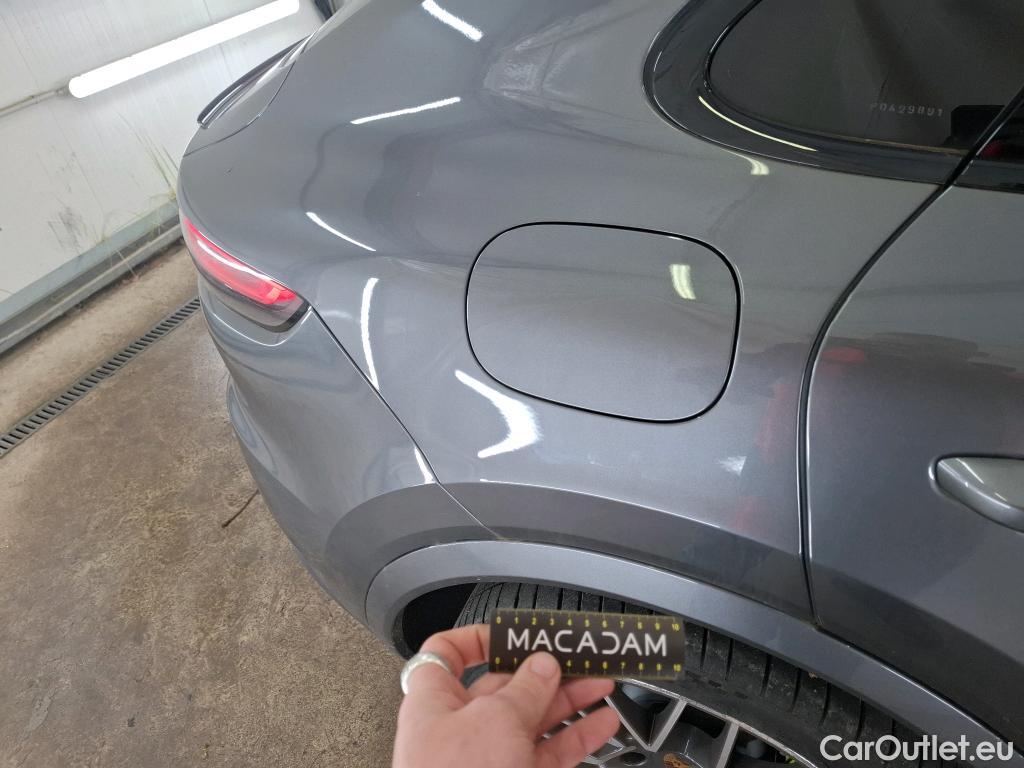  Porsche  Cayenne PORSCHE  Coupé / 2019 / 5P / SUV 3.0 V6 E-HYBRID AUTO #48