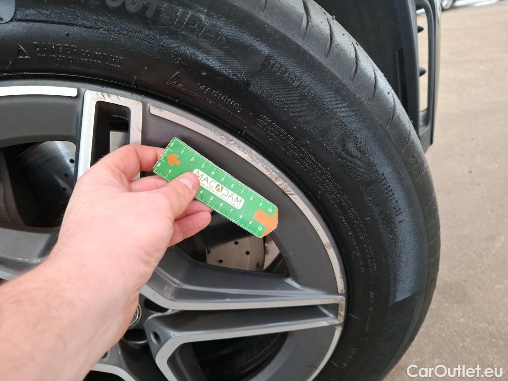  Mercedes  G-Klasee MERCEDES-BENZ GLC Coupe / 2019 / 5P / Coupé GLC 300 e AMG Line 4Matic #8