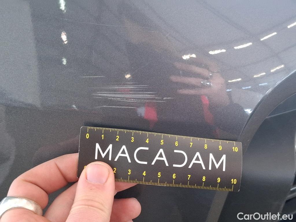  Porsche  Cayenne PORSCHE  Coupé / 2019 / 5P / SUV 3.0 V6 E-HYBRID AUTO #17