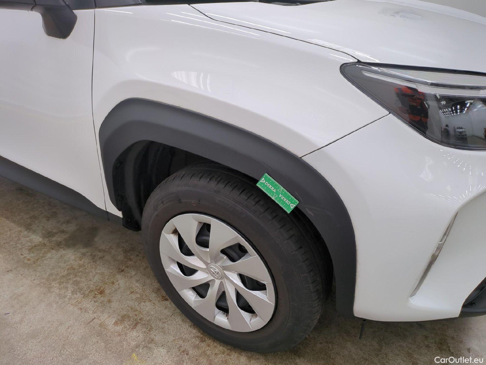  Toyota  Yaris Cross TOYOTA  Hybride / 2021 / 5P / SUV 1.5 HYBRID 116H DYNAMIC AUTO #1