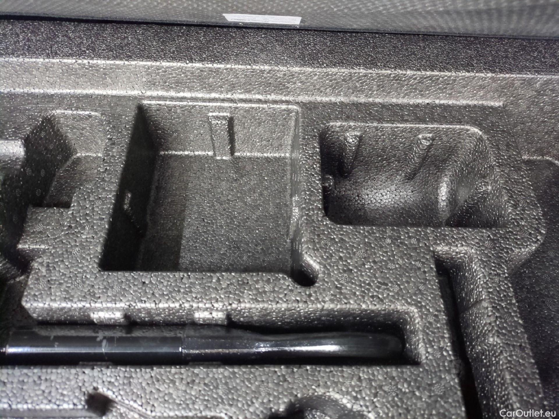  Land Rover  Range Rover Evoque LAND ROVER  / 2018 / 5P / SUV 1.5 P270e PHEV BVA 4WD S #3