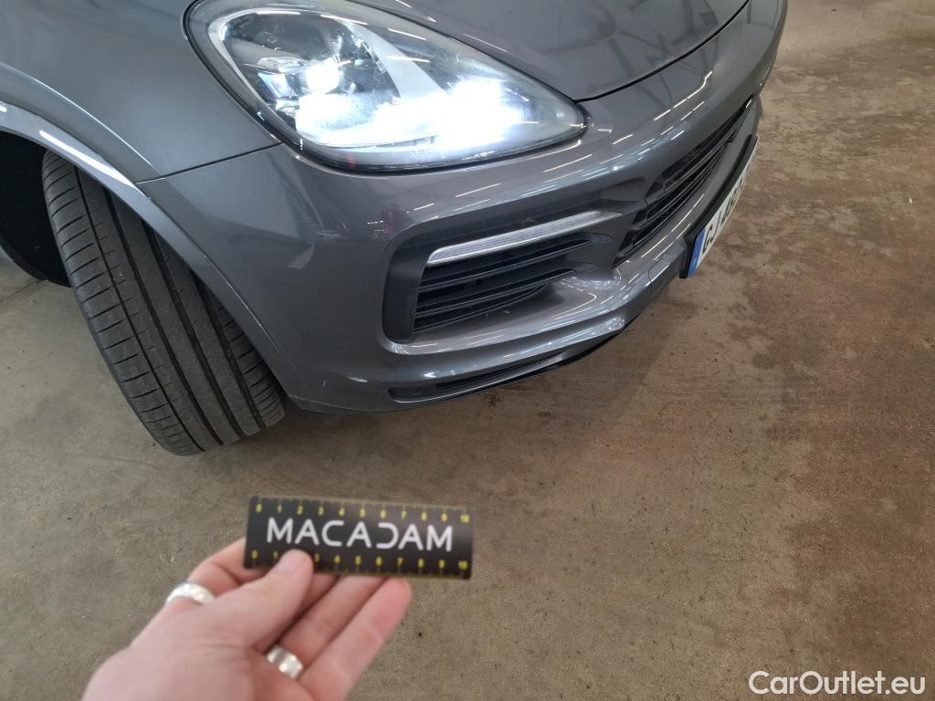  Porsche  Cayenne PORSCHE  Coupé / 2019 / 5P / SUV 3.0 V6 E-HYBRID AUTO #16