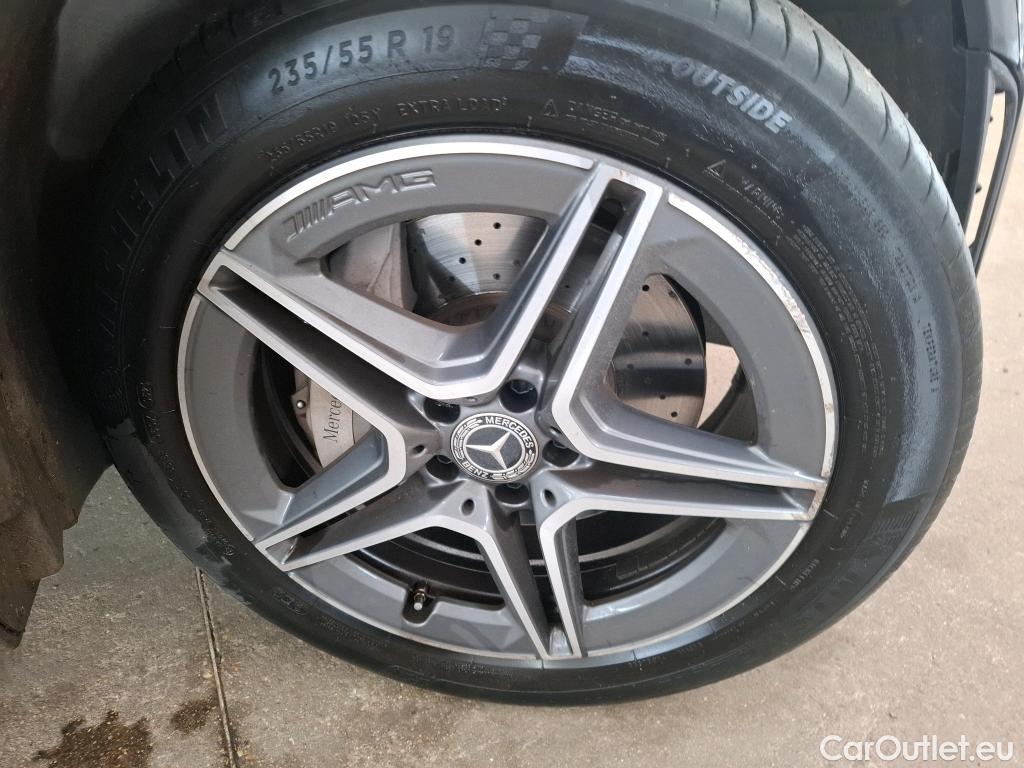  Mercedes  G-Klasee MERCEDES-BENZ GLC Coupe / 2019 / 5P / Coupé GLC 300 e AMG Line 4Matic #7