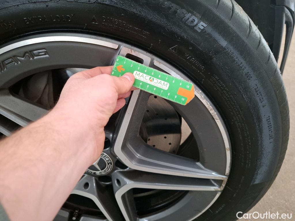  Mercedes  G-Klasee MERCEDES-BENZ GLC Coupe / 2019 / 5P / Coupé GLC 300 e AMG Line 4Matic #9