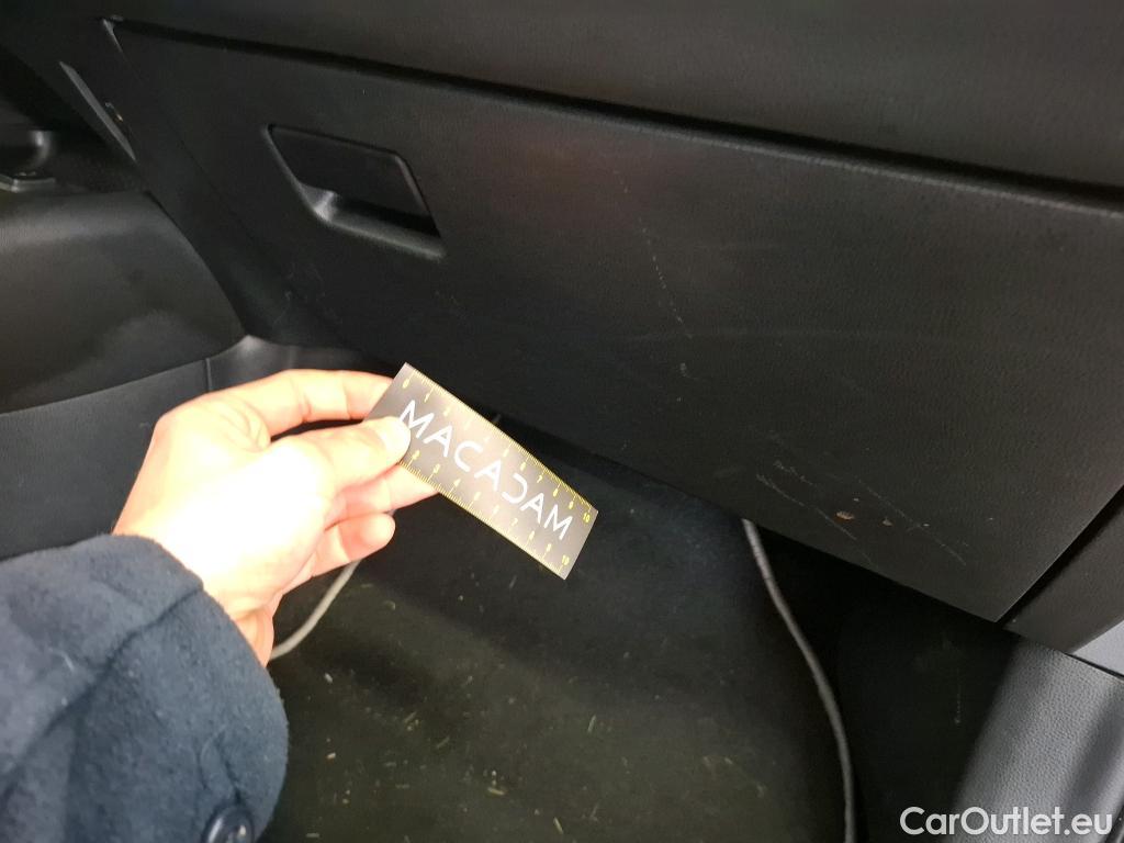  Toyota  Corolla TOYOTA  Touring Sports / 2018 / 5P / Break Hybride 122h Dynamic Business Beyond Zer #30