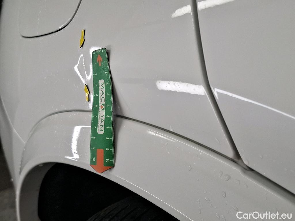  Mercedes  G-Klasee MERCEDES-BENZ GLC Coupe / 2023 / 5P / Coupé GLC 300 de AMG Line 4MATIC #4