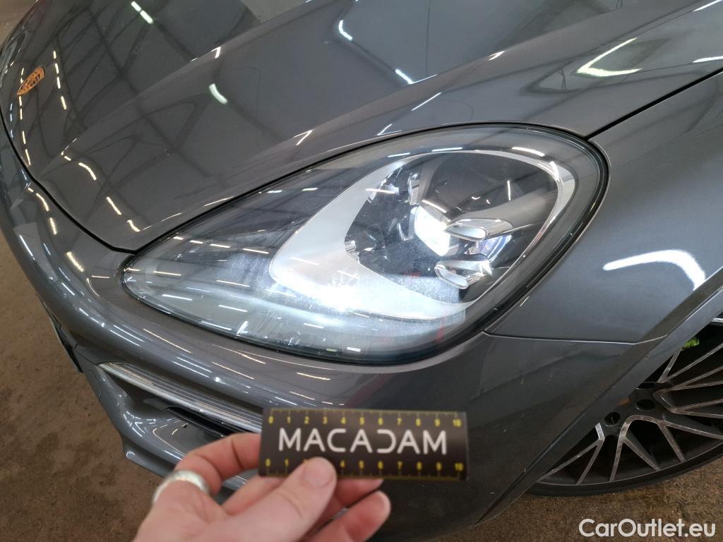  Porsche  Cayenne PORSCHE  Coupé / 2019 / 5P / SUV 3.0 V6 E-HYBRID AUTO #36