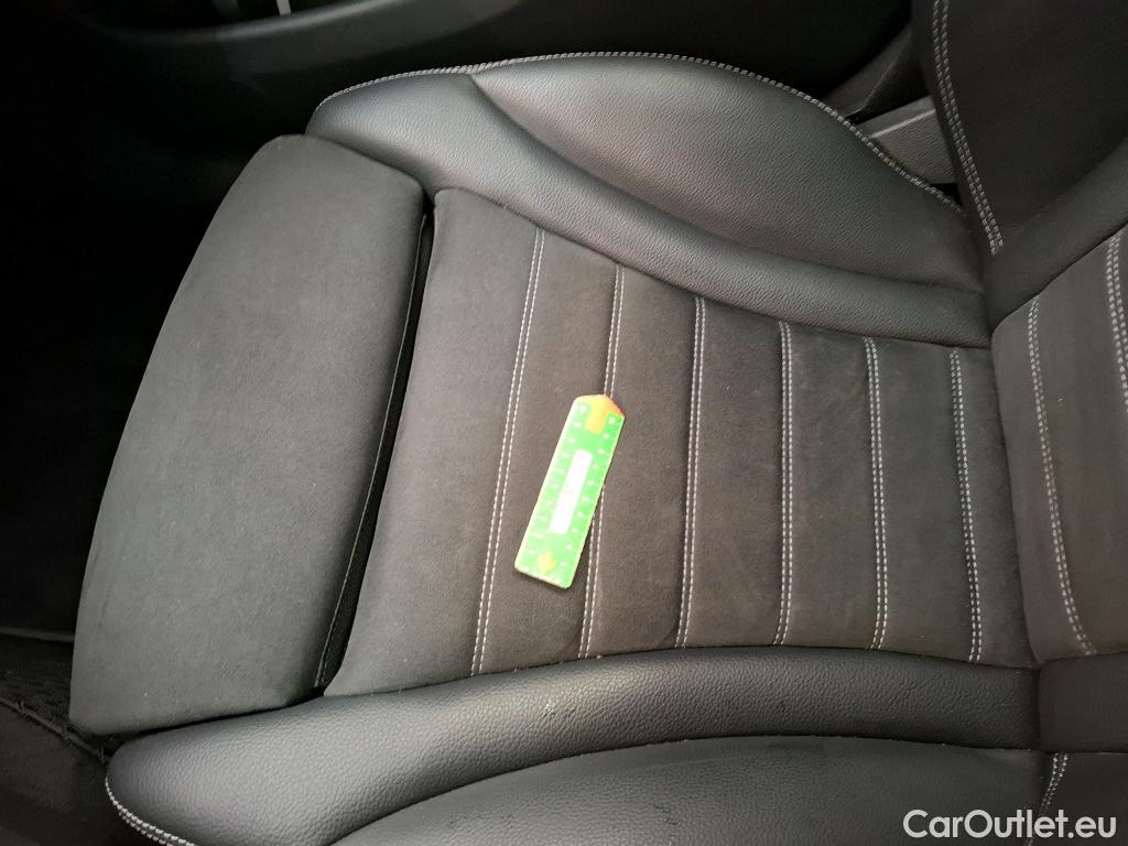  Mercedes  G-Klasee MERCEDES-BENZ GLC Coupe / 2019 / 5P / Coupé GLC 300 e AMG Line 4Matic #15