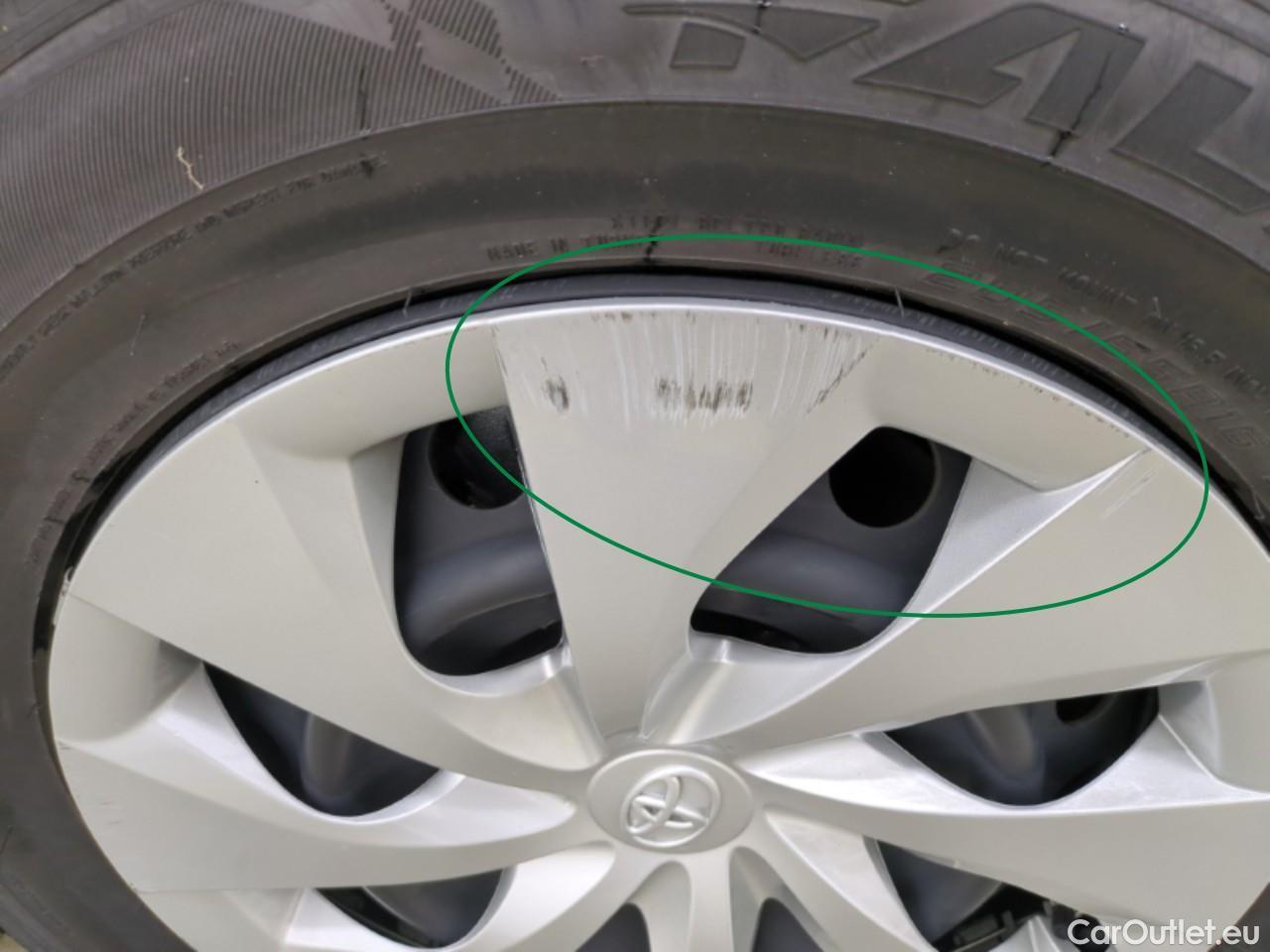  Toyota  Yaris Cross TOYOTA  Hybride / 2021 / 5P / SUV 1.5 HYBRID 116H DYNAMIC AUTO #3