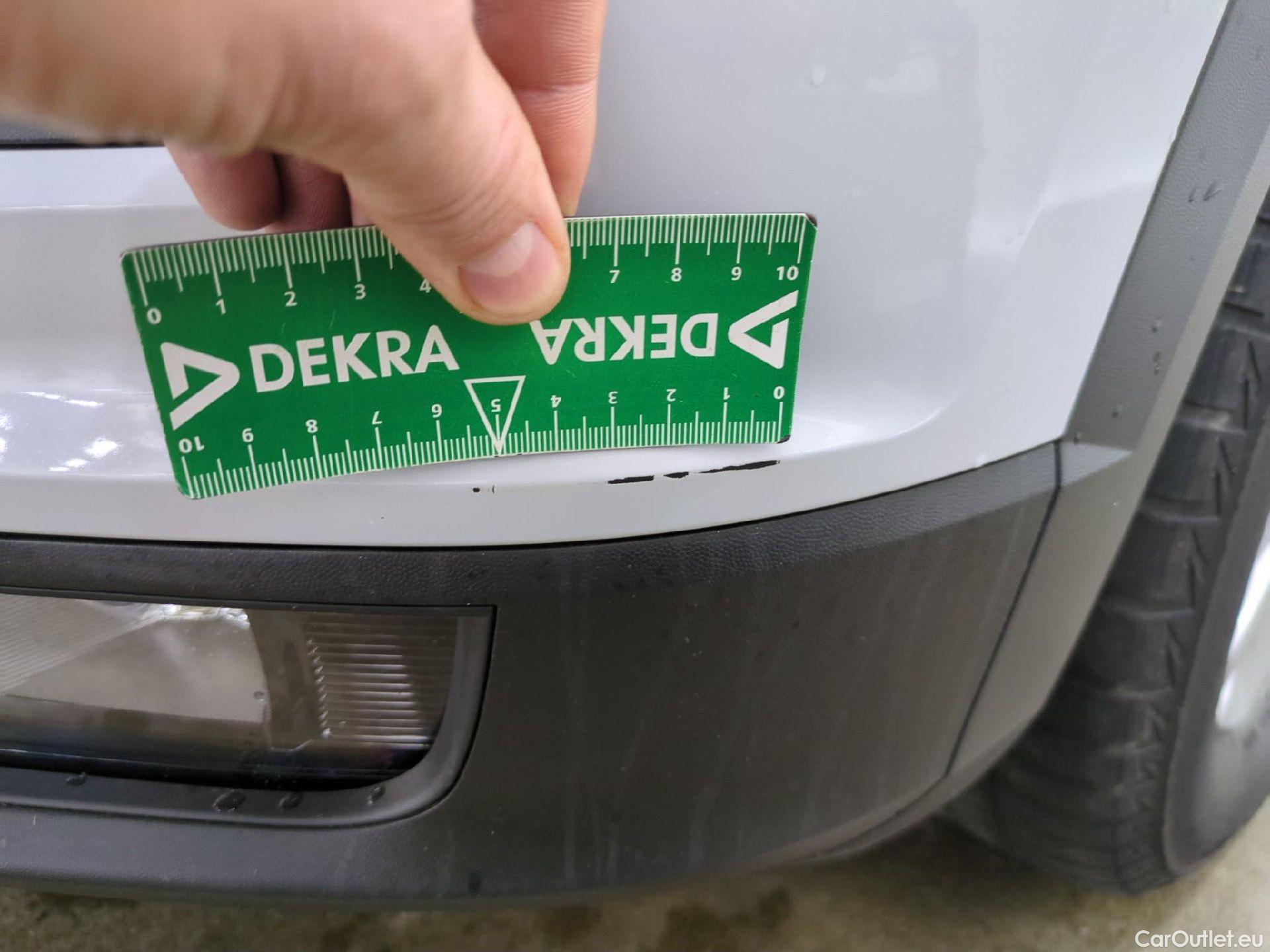  Volkswagen  T-ROC VOLKSWAGEN  / 2017 / 5P / SUV 1.0 TSI 110 LOUNGE #7