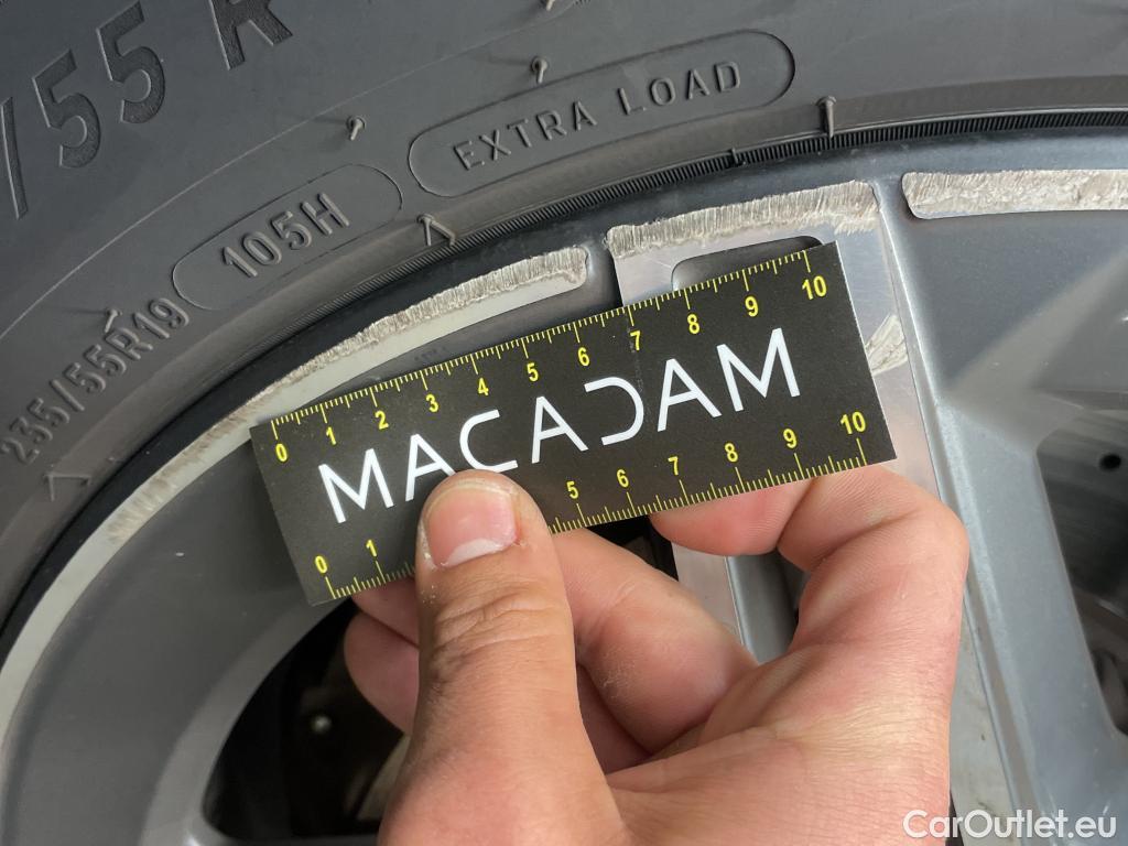  Mercedes  G-Klasee MERCEDES-BENZ GLC Coupe / 2019 / 5P / Coupé GLC 220 d Business Line 4Matic #2