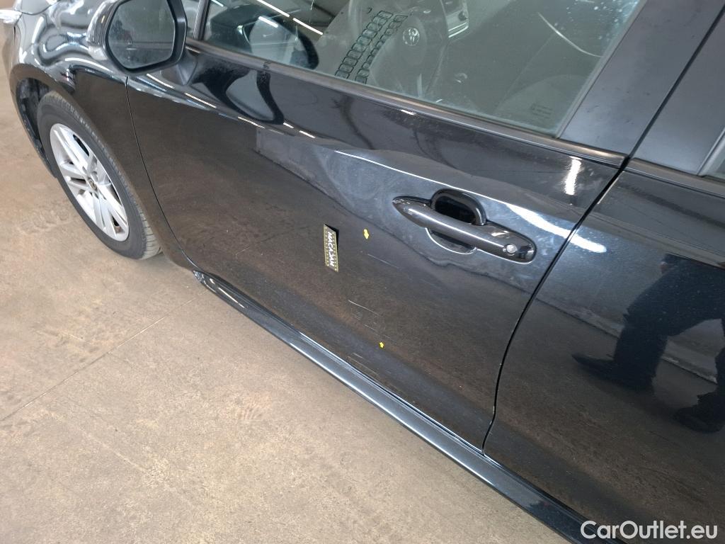  Toyota  Corolla TOYOTA  Touring Sports / 2018 / 5P / Break Hybride 122h Dynamic Business Beyond Zer #1