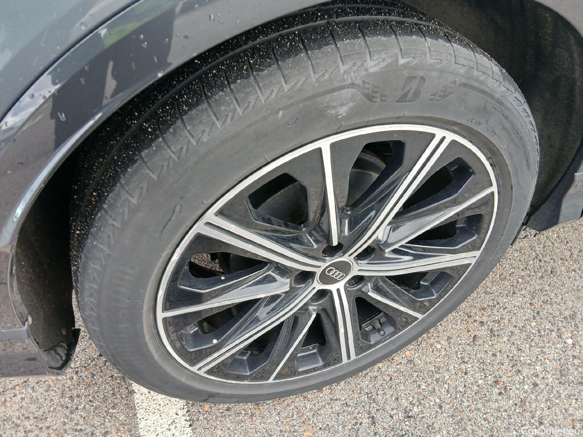  Audi  Q4 E-Tron AUDI Q4 Sportback e-tron / 2021 / 5P / todoterreno Black line edition 35 e-tron 125kW 55kWh #22