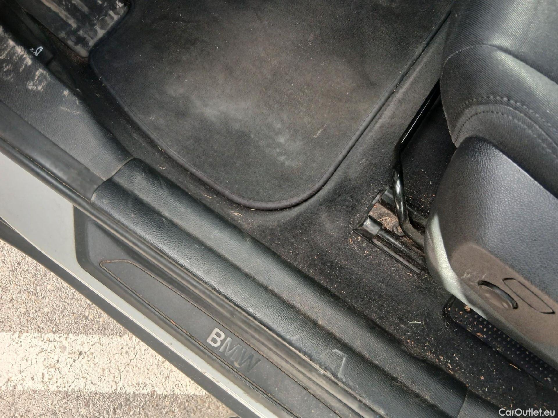  Bmw  X1 BMW  / 2019 / 5P / todoterreno sDrive16d Business #6