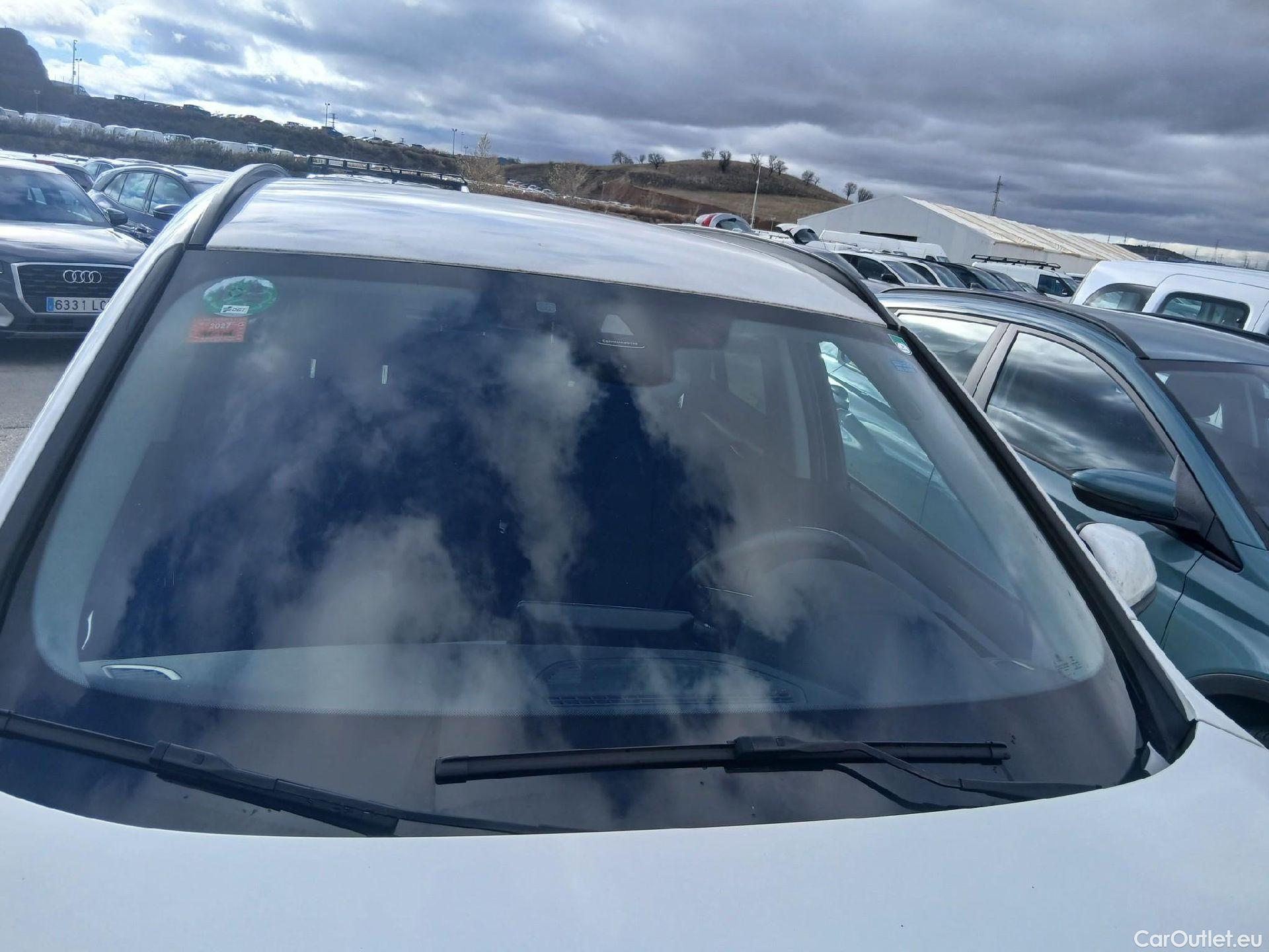  Bmw  X1 BMW  / 2019 / 5P / todoterreno sDrive16d Business #19