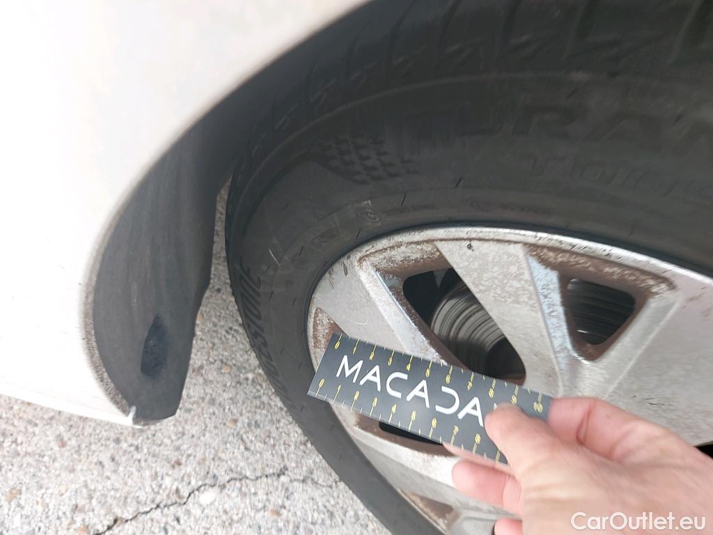  Citroen  C4 Grand Picasso CITROEN Grand C4 Spacetourer / 2016 / 5P / monovolumen BlueHDi 96KW (130CV) S&S Live #13