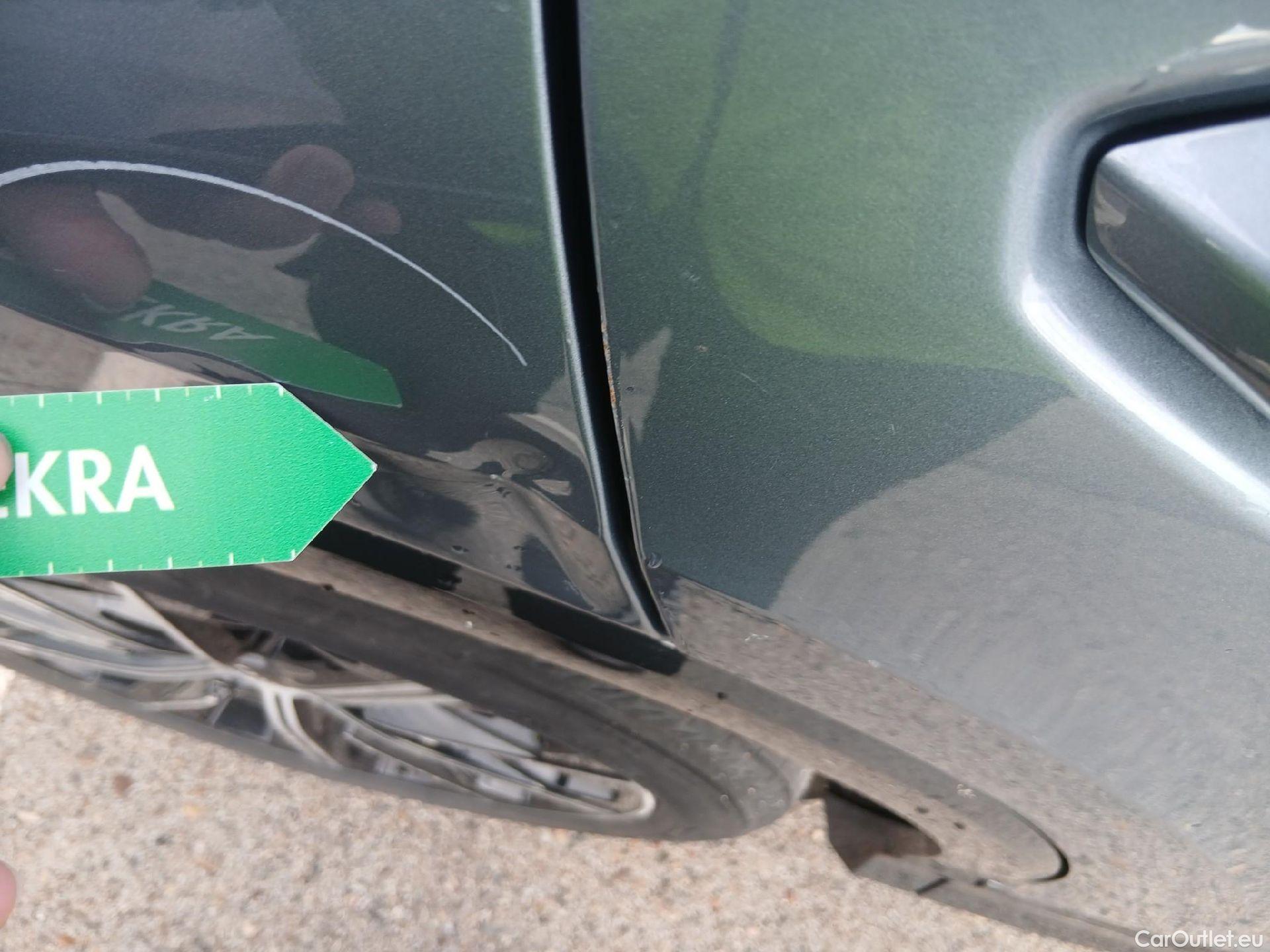  Audi  Q4 E-Tron AUDI Q4 Sportback e-tron / 2021 / 5P / todoterreno Black line edition 35 e-tron 125kW 55kWh #73