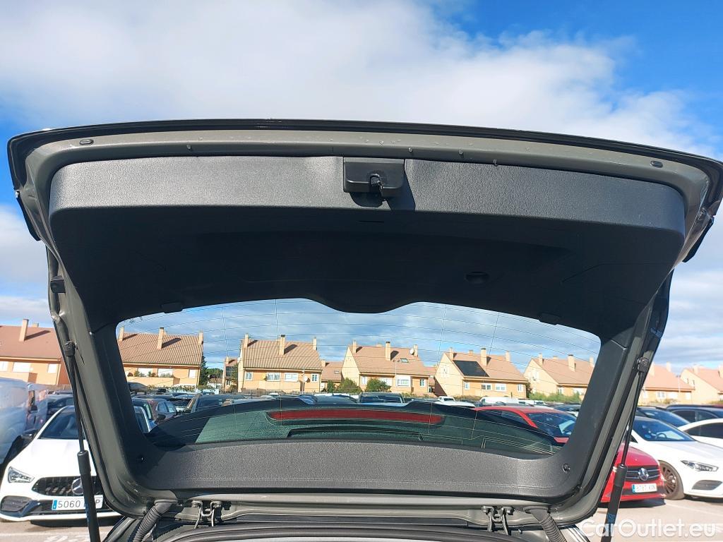  Audi  A1 Sportback AUDI A1 / 2018 / 5P / berlina con portón Sportback Adrenalin 25 TFSI 70kW (95CV)(SP)(SL) #6