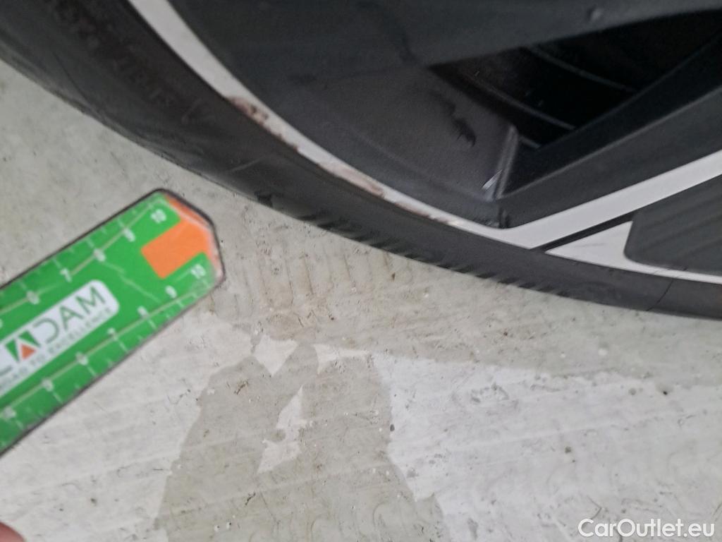  Cupra  Formentor CUPRA  / 2020 / 5P / todoterreno 1.4 e-Hybrid 150kW (204 CV) DSG (AC) #5