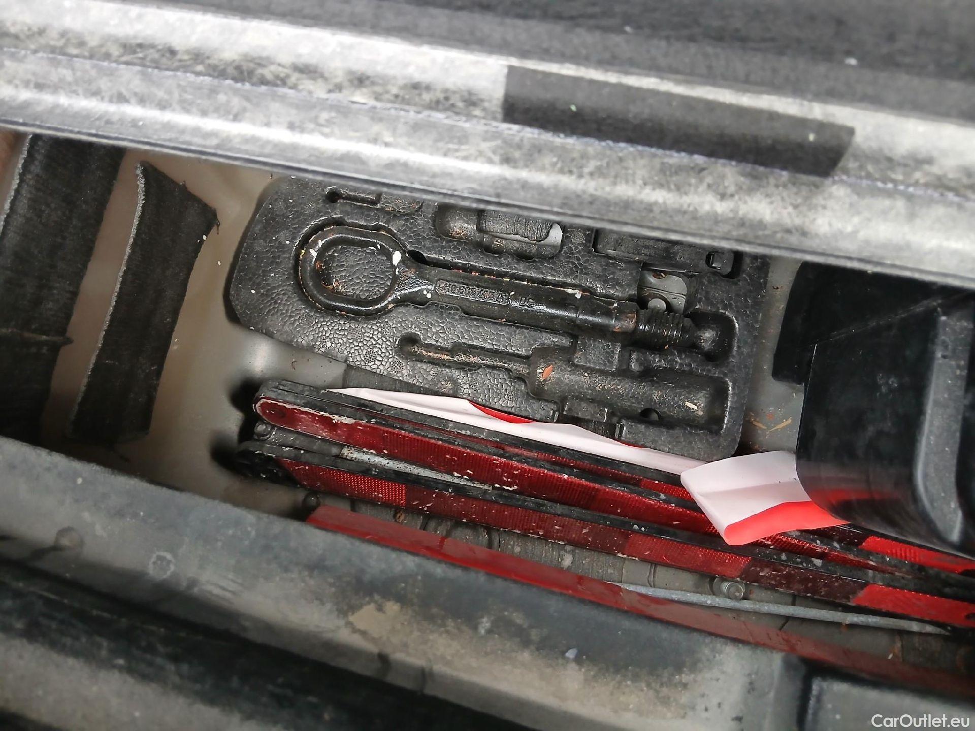  Audi  Q4 E-Tron AUDI Q4 Sportback e-tron / 2021 / 5P / todoterreno Black line edition 35 e-tron 125kW 55kWh #9