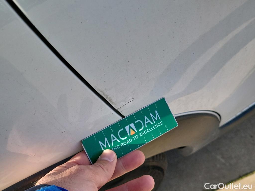  Citroen  C3 CITROEN  / 2020 / 5P / berlina con portón BlueHDi 75KW (100CV) S&S Live Pack #12