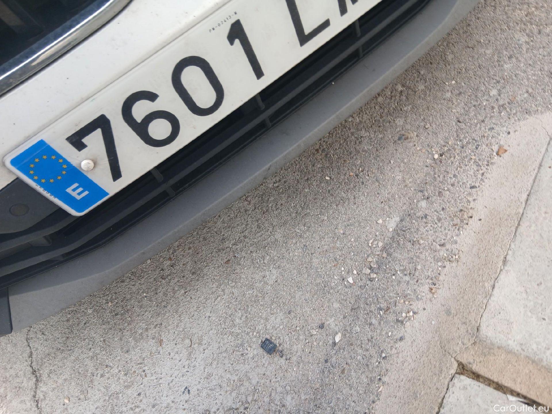  Bmw  X1 BMW  / 2019 / 5P / todoterreno sDrive16d Business #15