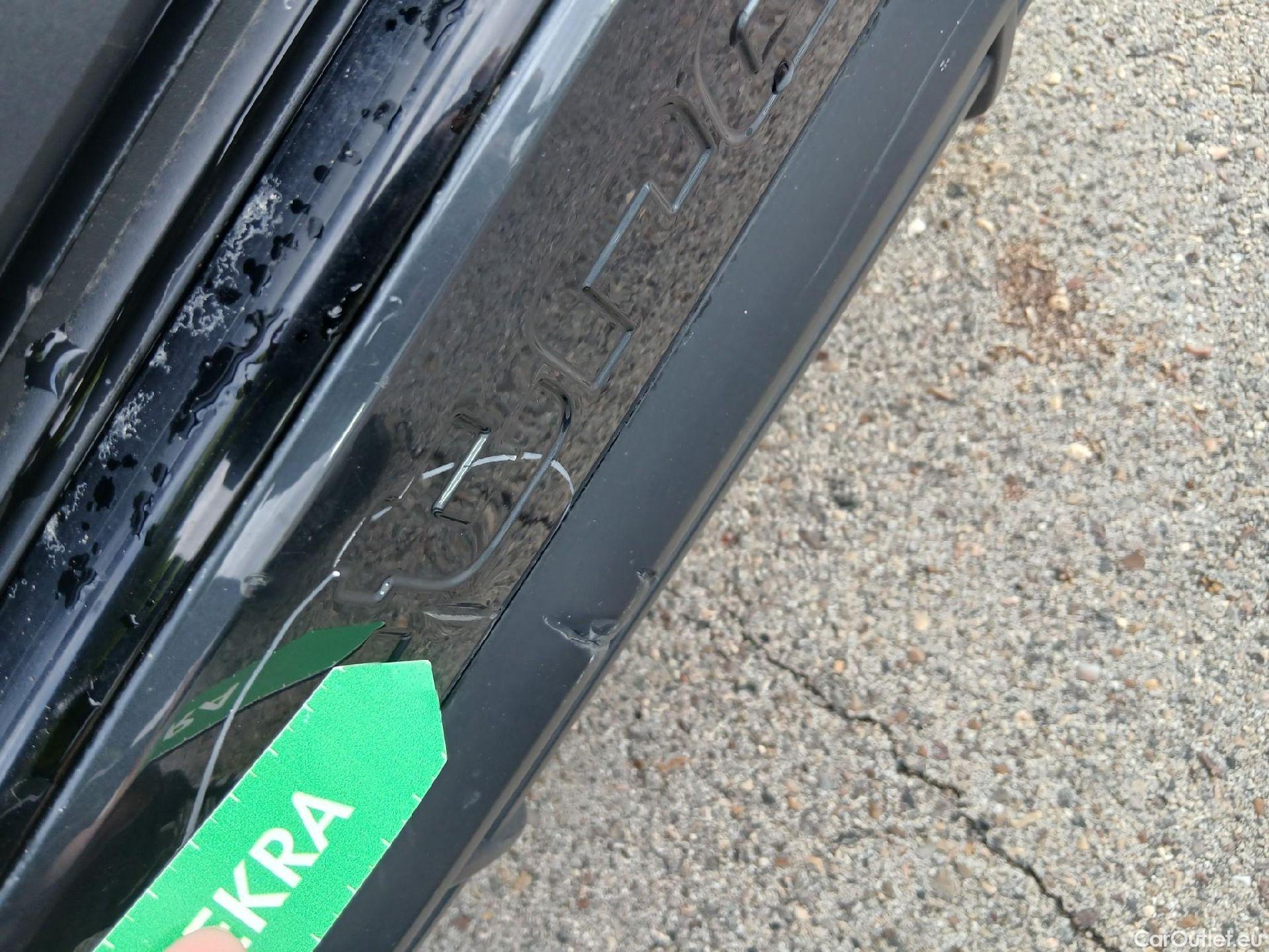  Audi  Q4 E-Tron AUDI Q4 Sportback e-tron / 2021 / 5P / todoterreno Black line edition 35 e-tron 125kW 55kWh #69