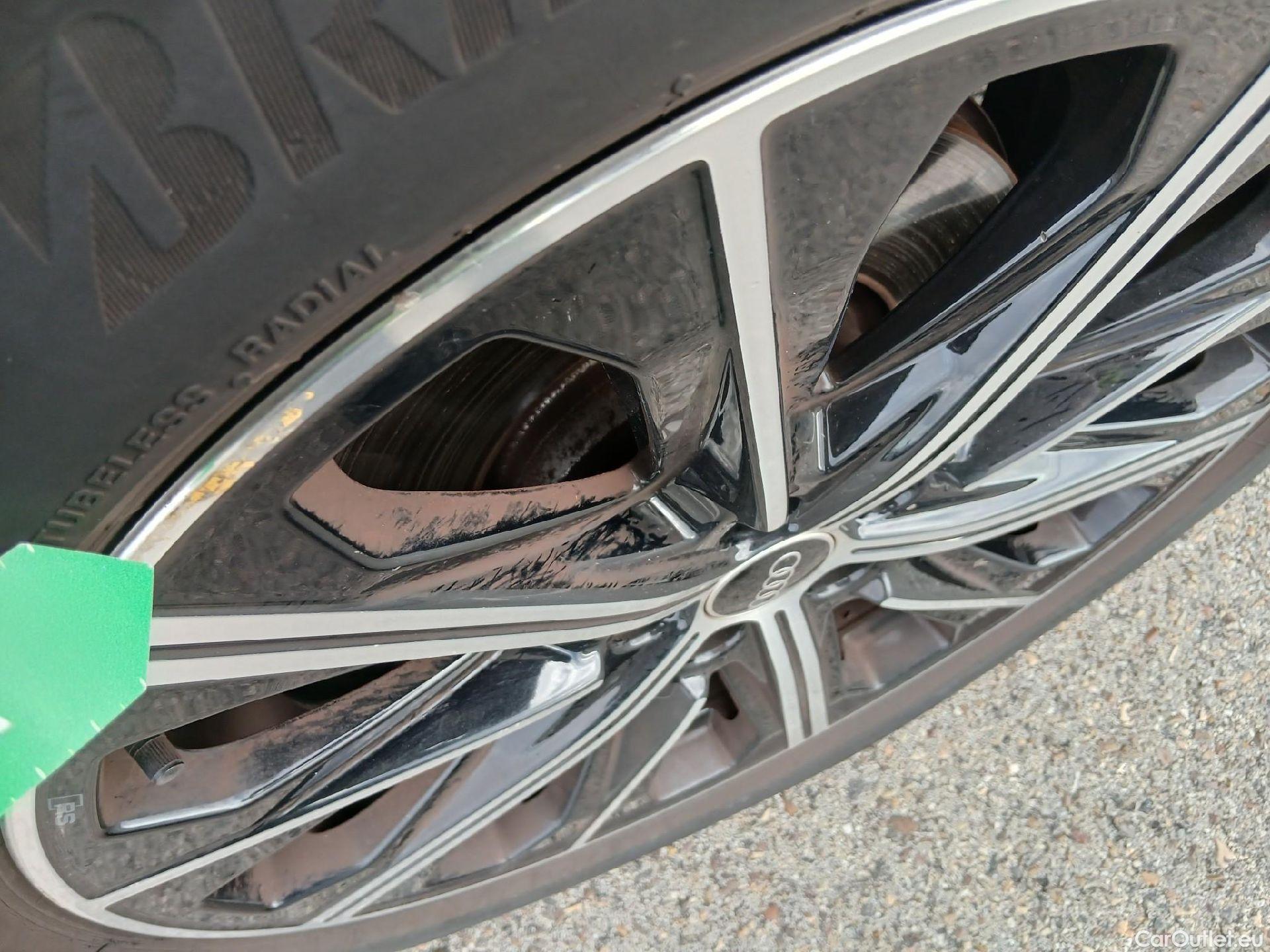  Audi  Q4 E-Tron AUDI Q4 Sportback e-tron / 2021 / 5P / todoterreno Black line edition 35 e-tron 125kW 55kWh #31