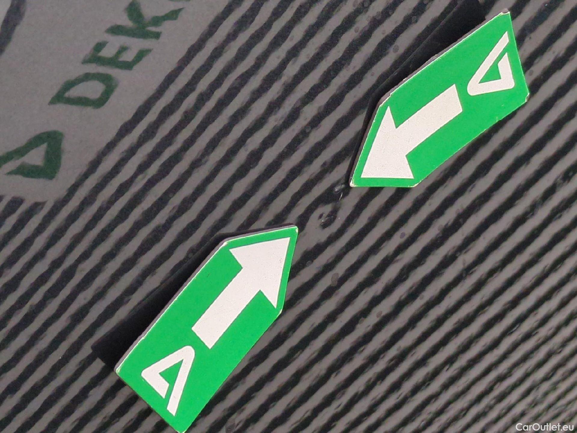  Volvo  XC90 VOLVO  / 2019 / 5P / SUV Recharge T8 AWD GT 8 Inscription Busi #14